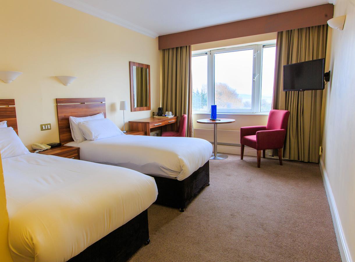 Maldron Hotel Merrion Road Dublin Buitenkant foto